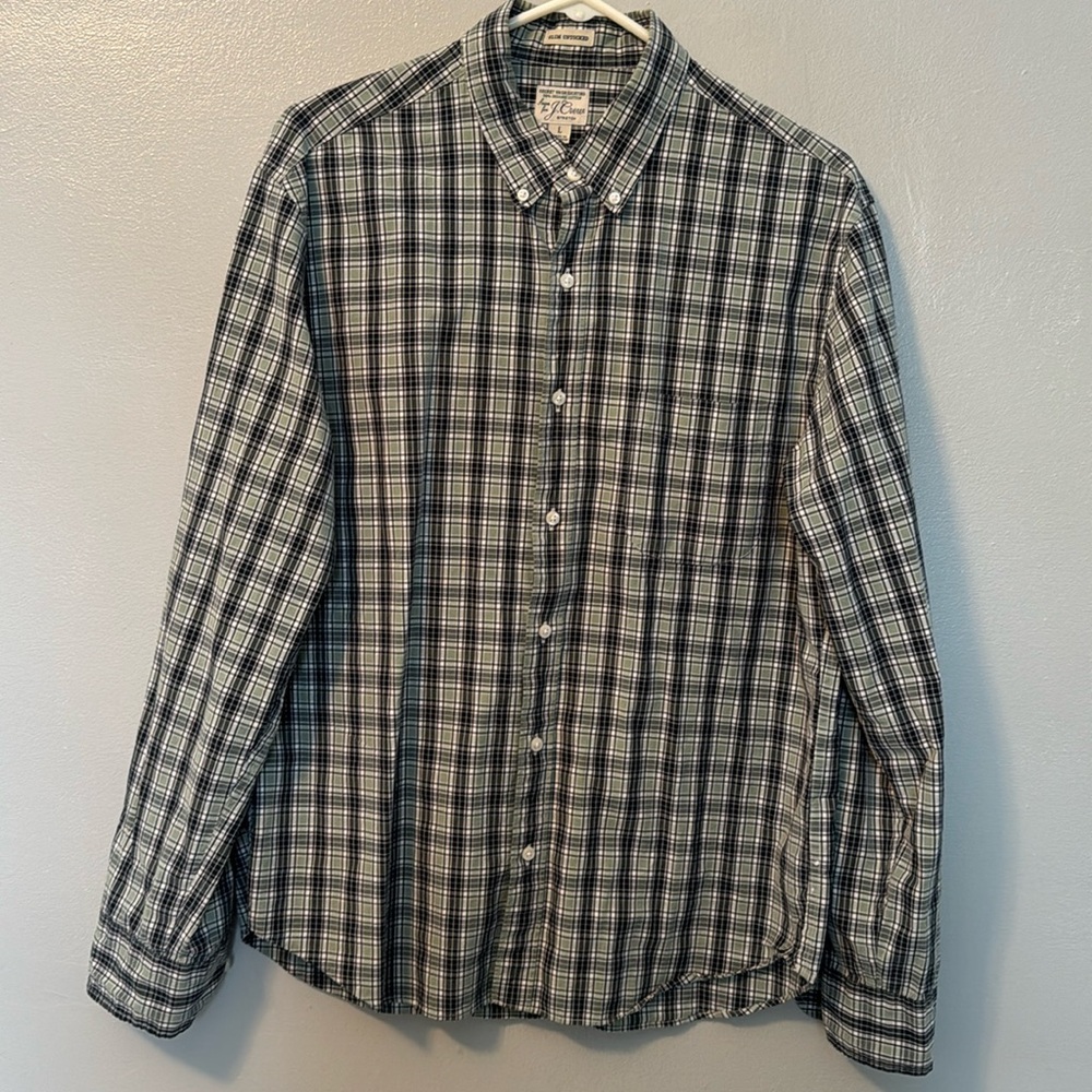 Men’s J Crew Secret Washing Shirting 
button down